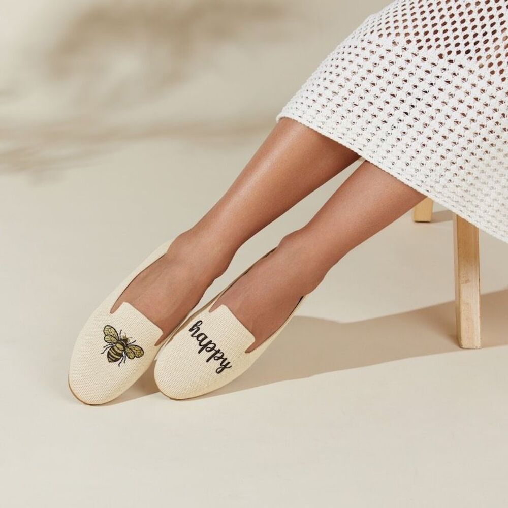 Vivaia Round-Toe Embroidered Loafers (Audrey) Bee 🐝 Happy Size 6.5